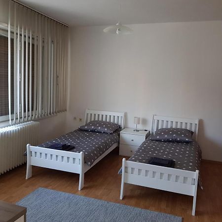 Sara Apartment バニャ・ルカ エクステリア 写真