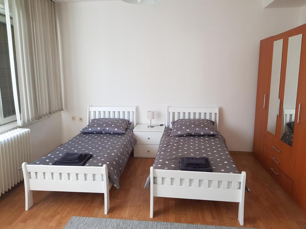 Sara Apartment バニャ・ルカ エクステリア 写真