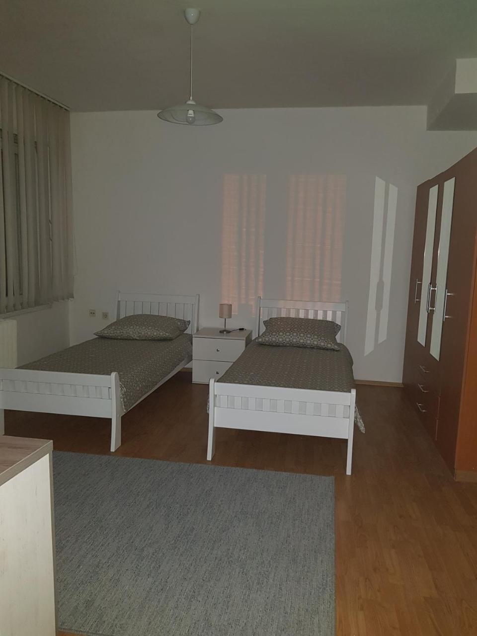 Sara Apartment バニャ・ルカ エクステリア 写真