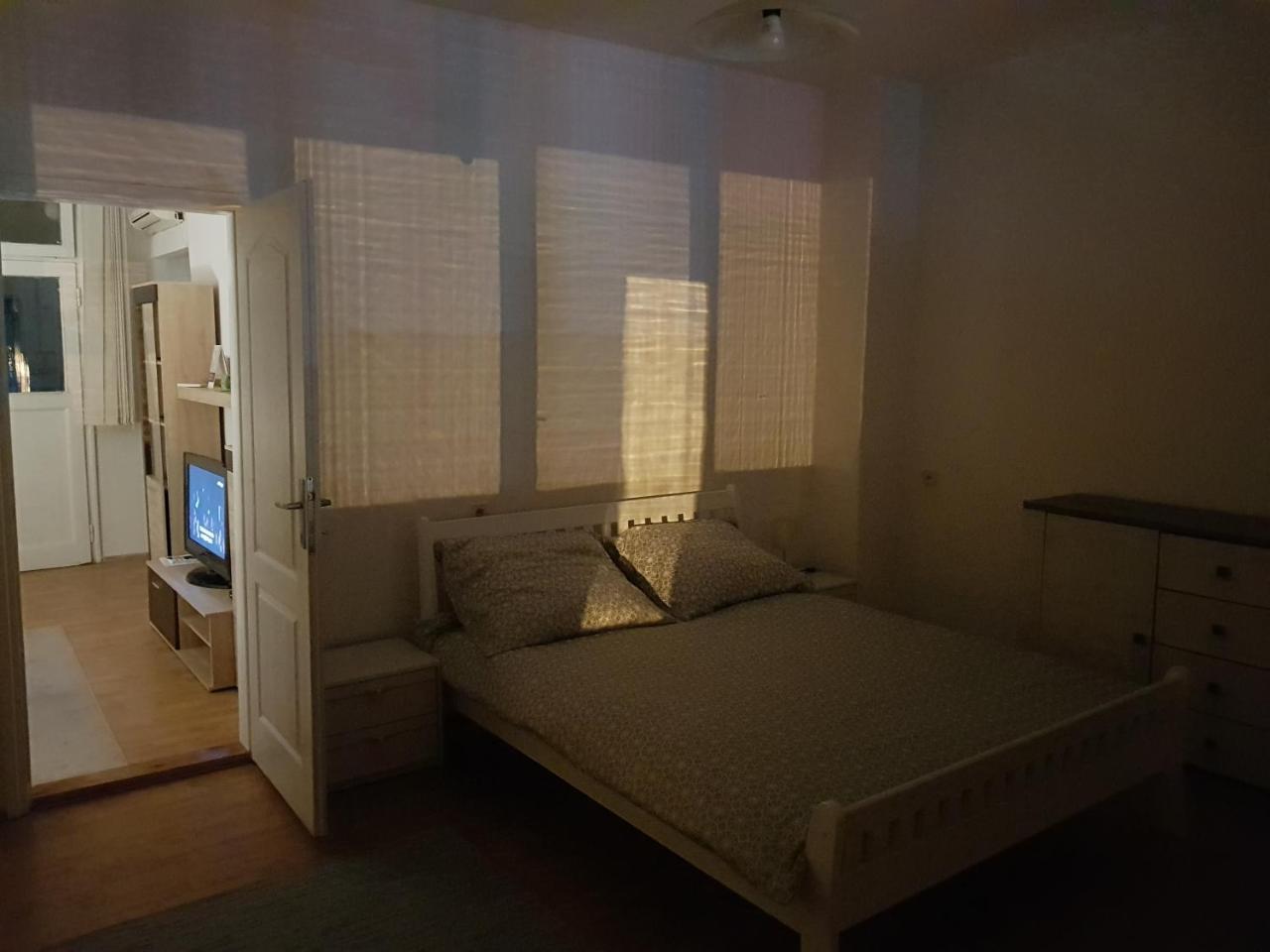 Sara Apartment バニャ・ルカ エクステリア 写真