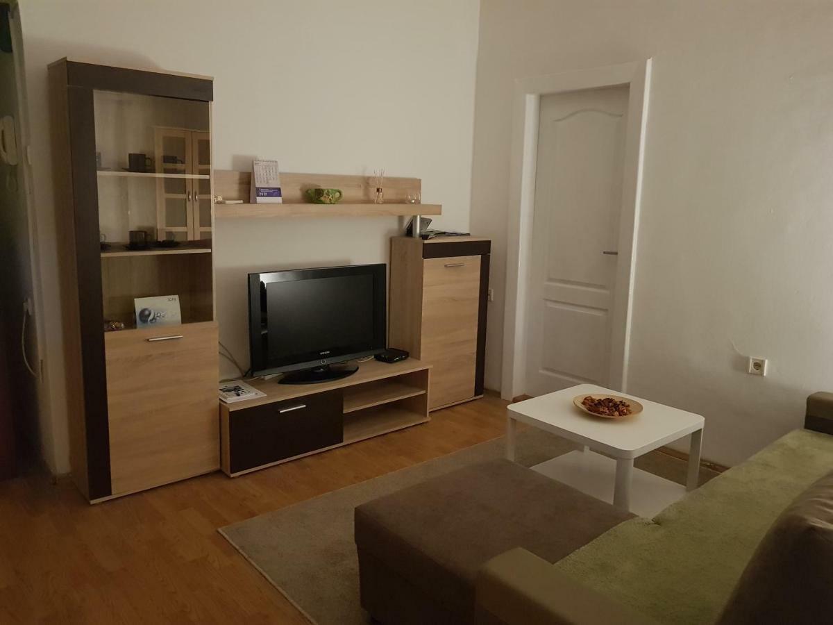 Sara Apartment バニャ・ルカ エクステリア 写真