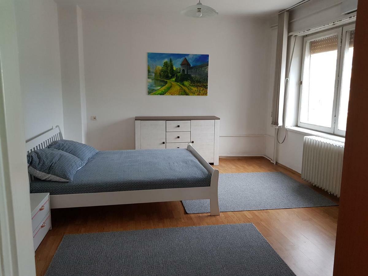 Sara Apartment バニャ・ルカ エクステリア 写真